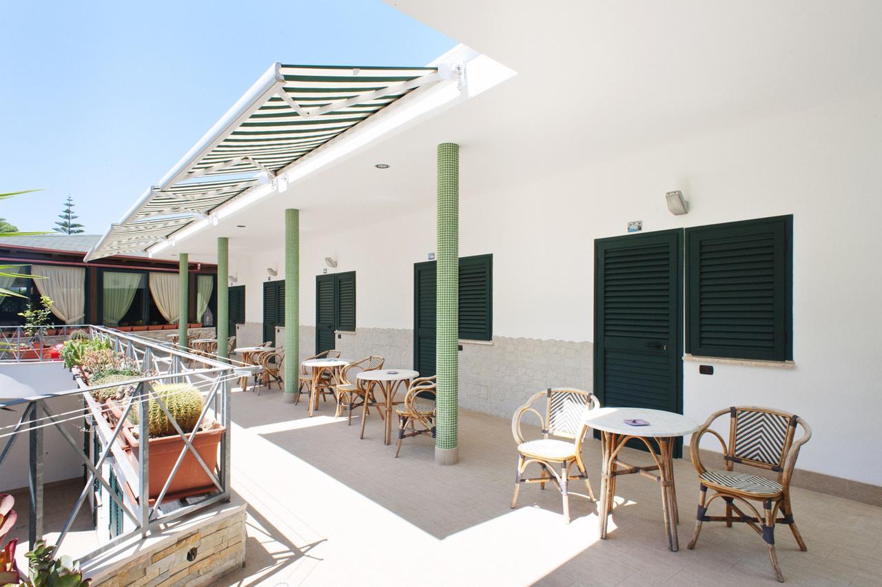 Hotel La Tramontana San Domino Bagian luar foto